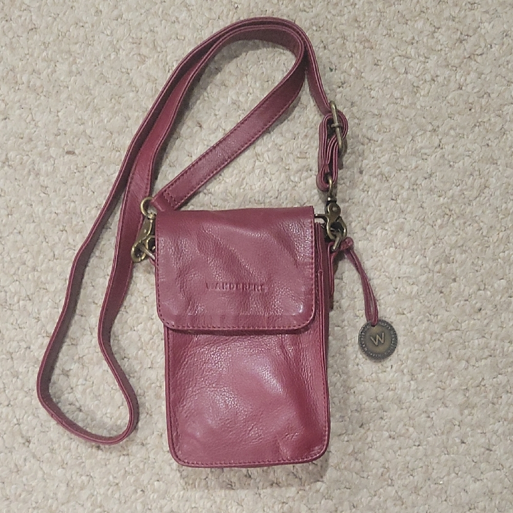 Wanderers Travel Company Rose Crossbody Bag